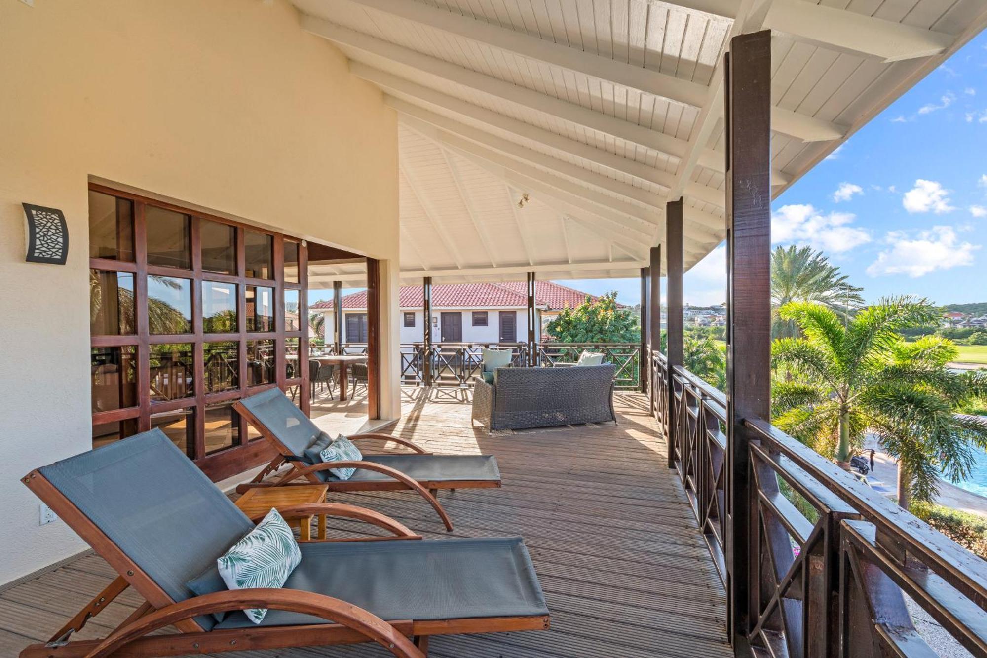 Blue Bay Villa'S Exterior photo